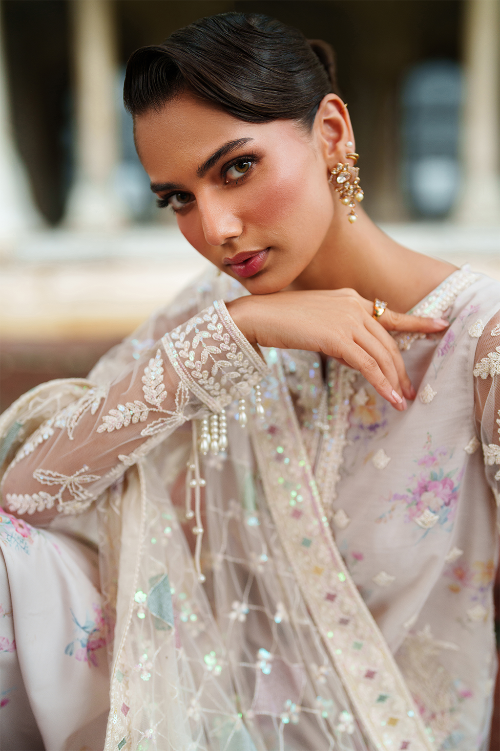 UE-534 Embroidered Net - Iznik