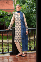 UE-520 Embroidered Lawn - Iznik