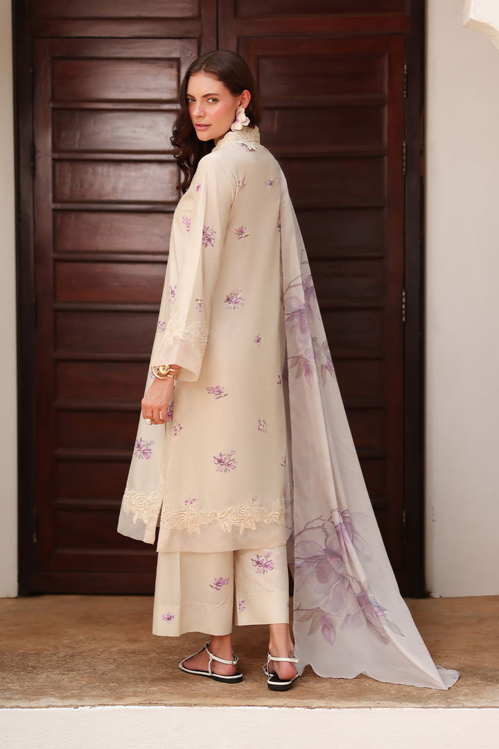 UE-492 Printed Lawn