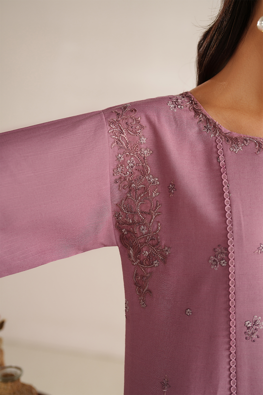 UE-580 Embroidered Khaddar