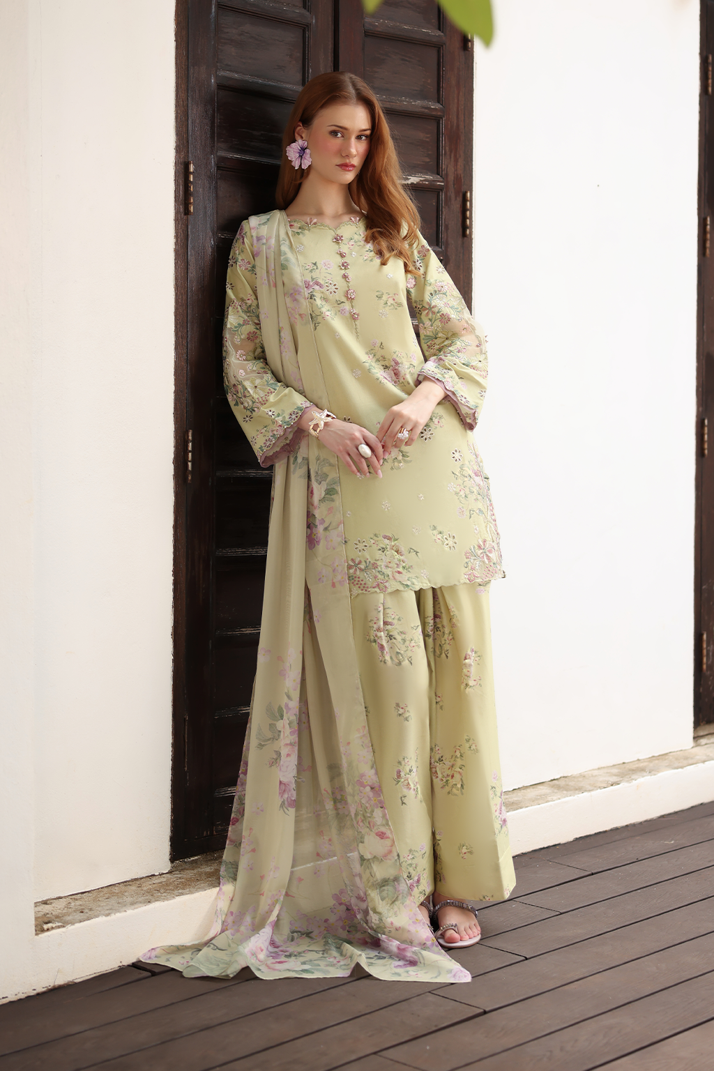 UE-523 Printed Lawn - Iznik
