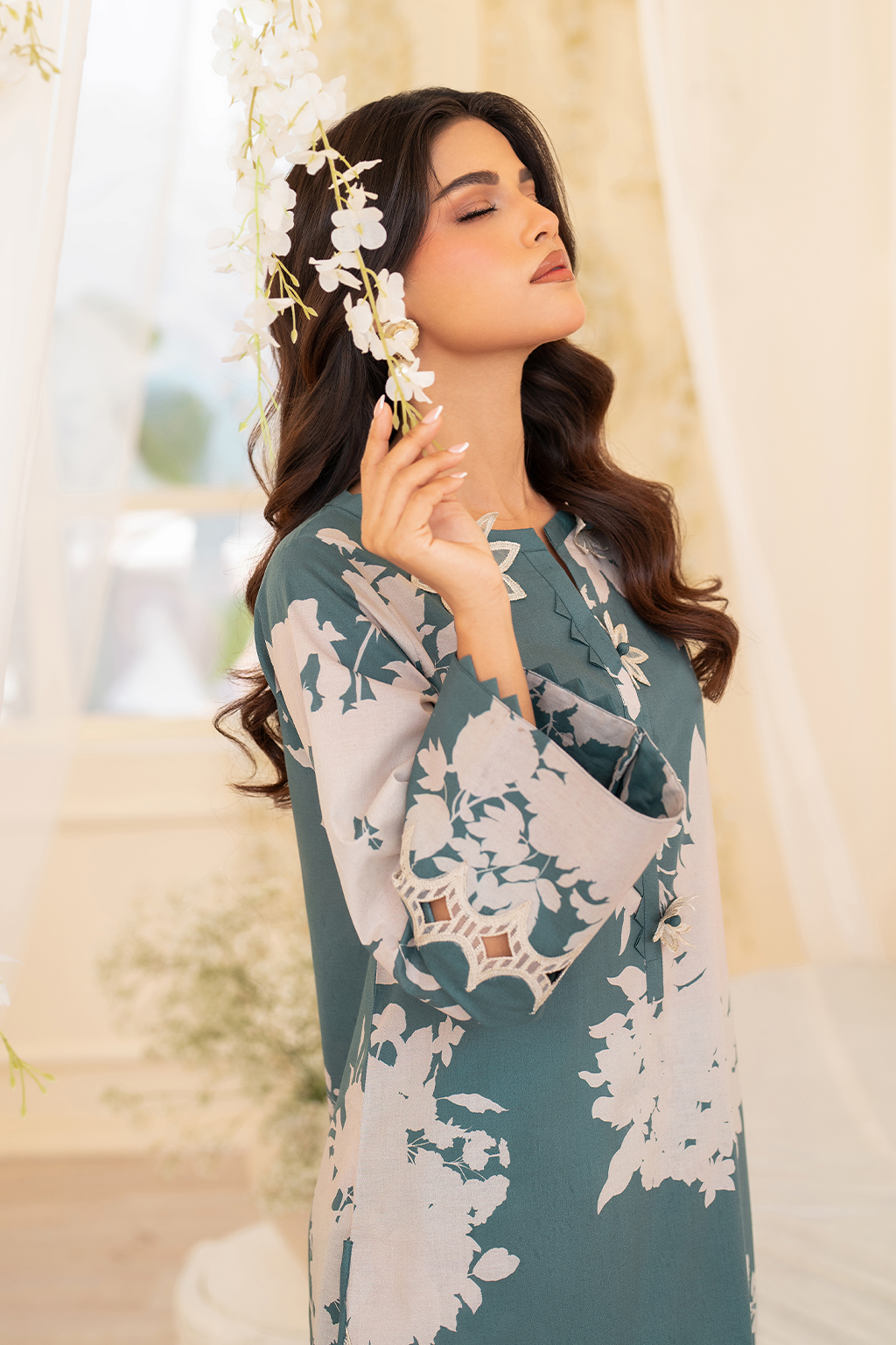 IP-302 Printed Lawn - Iznik