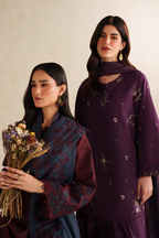 UE-576 Embroidered Khaddar - Iznik