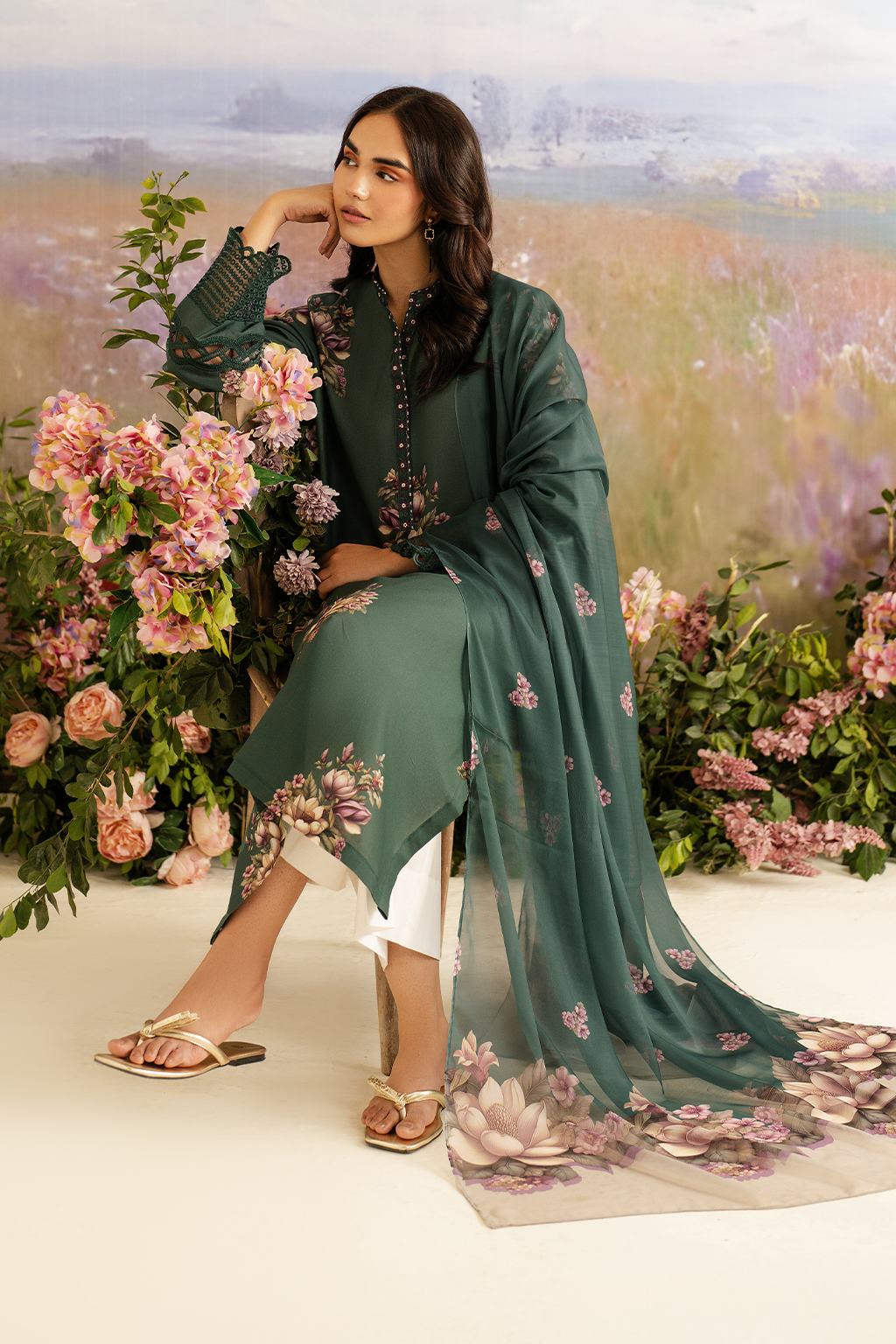 UE-458 Printed Lawn - Iznik