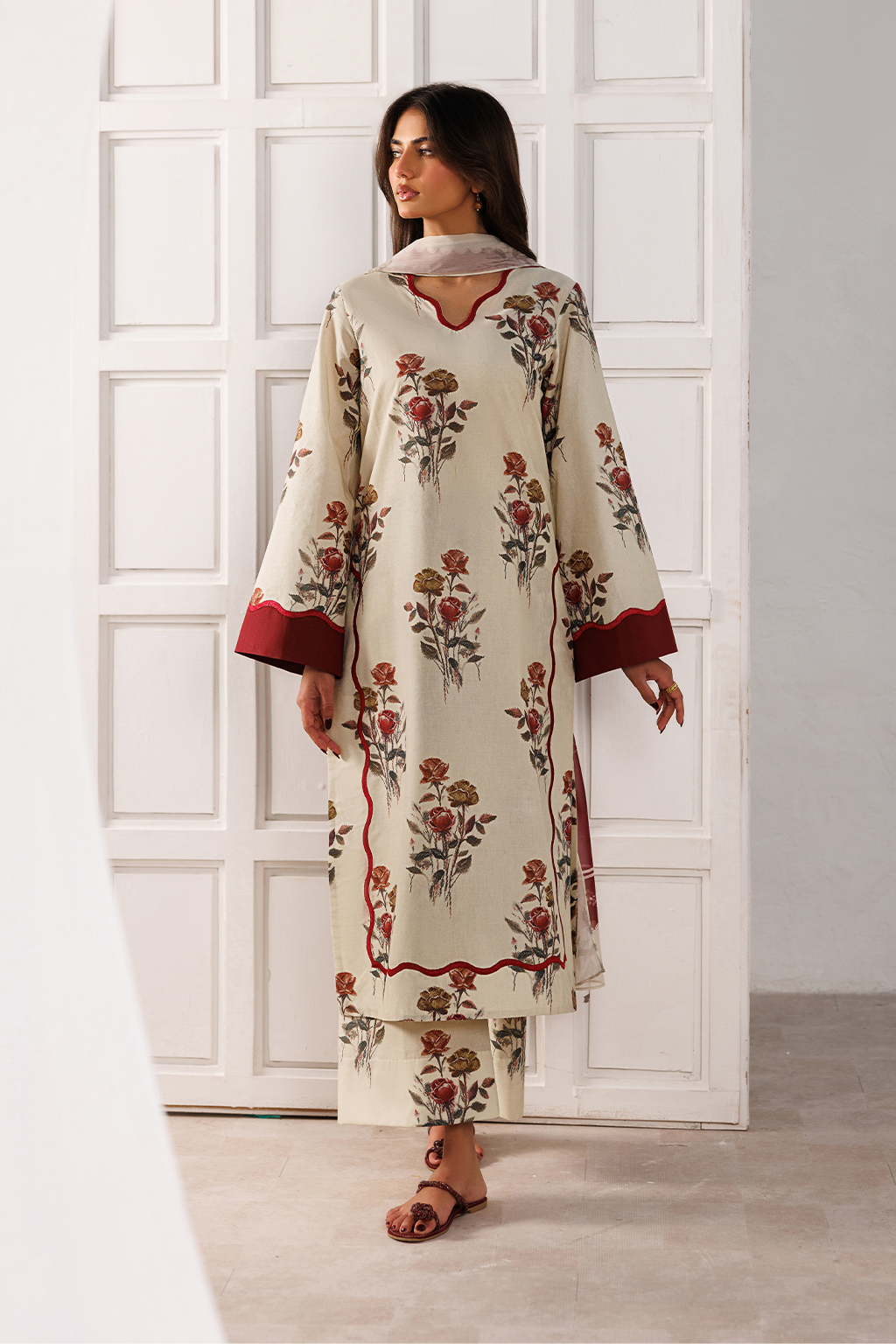 UE-641 Printed Lawn Main image