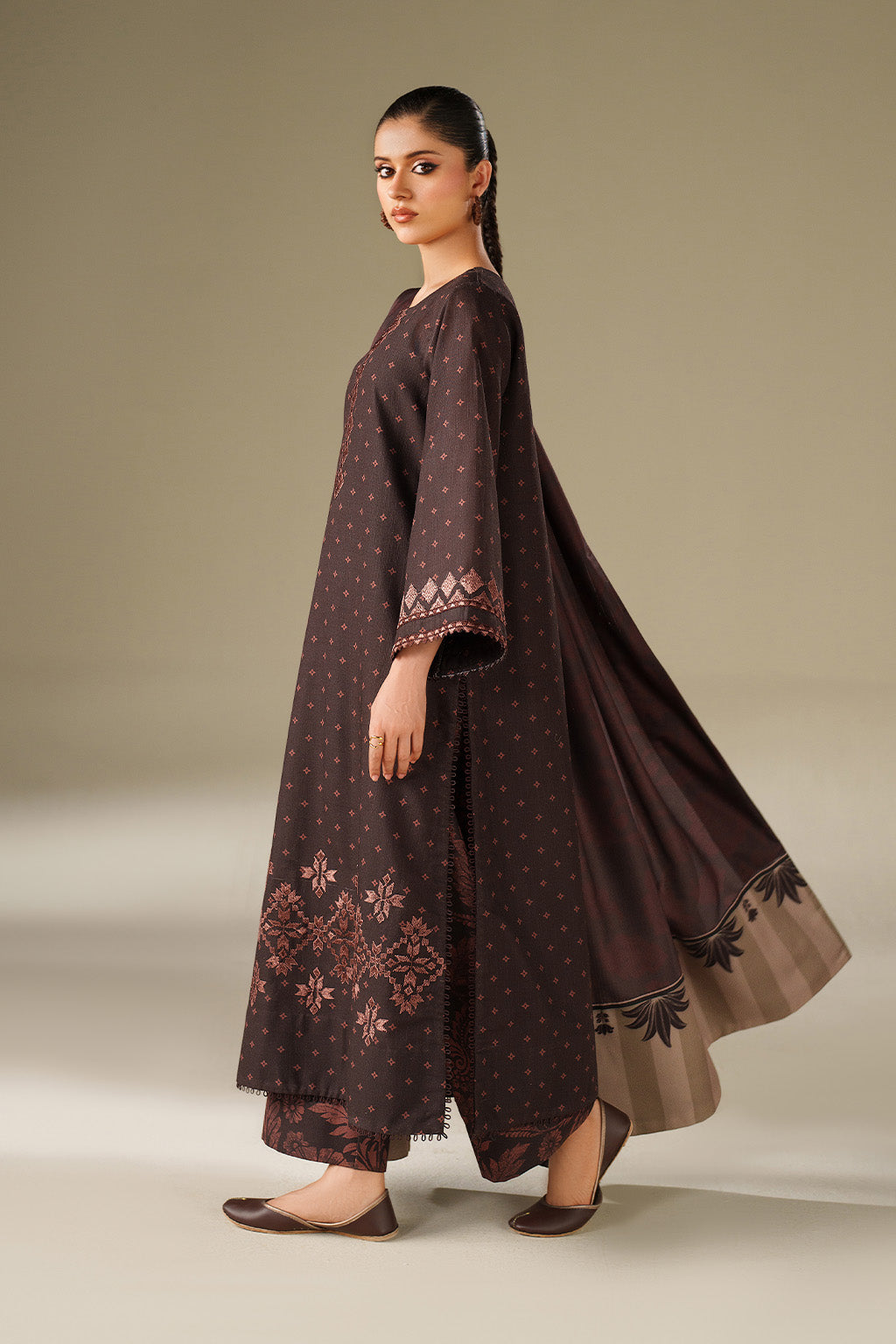 UE-559 Printed Khaddar - Iznik