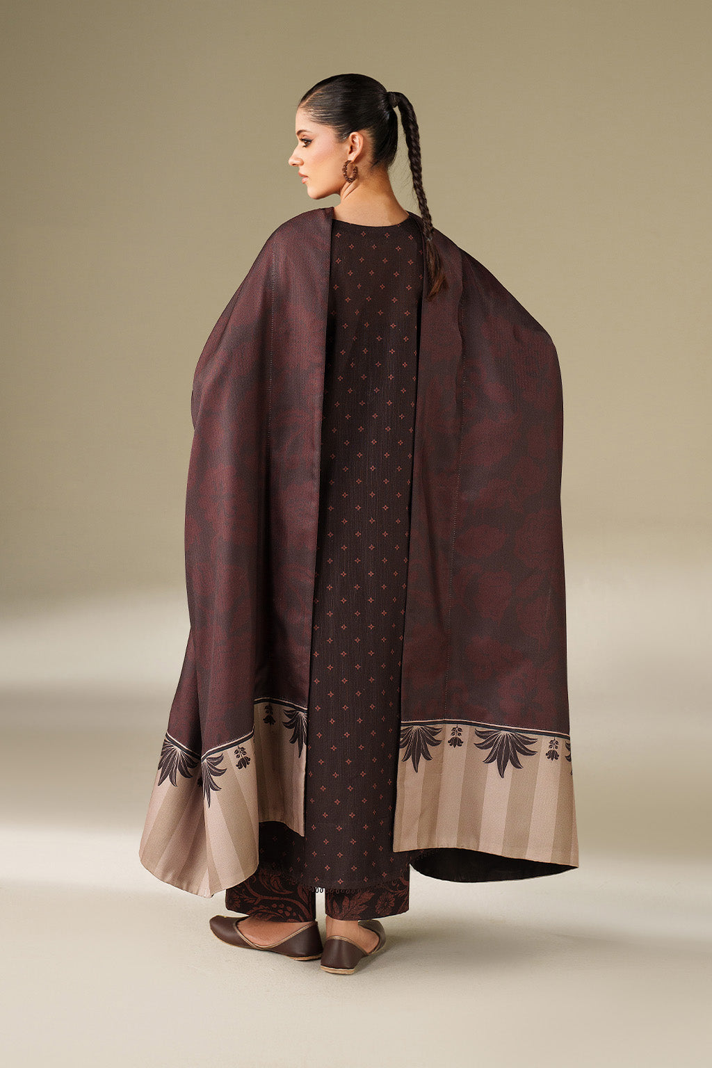 UE-559 Printed Khaddar - Iznik