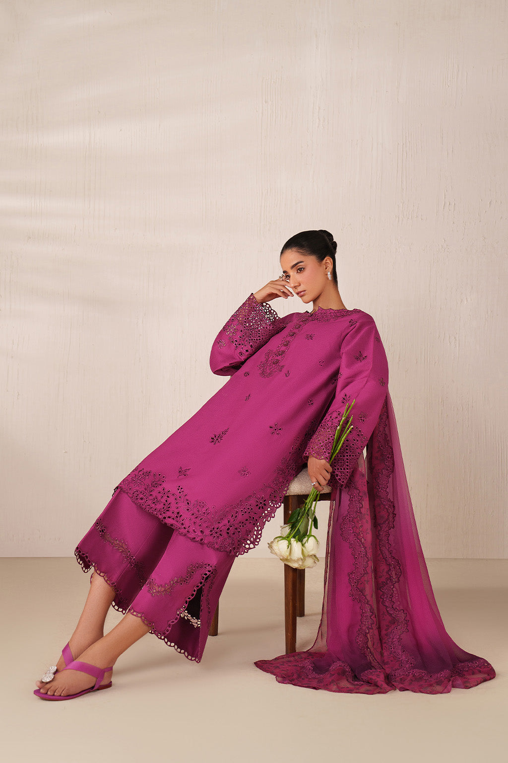 UE-593 Embroidered Textured Lawn