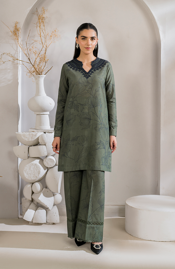IP-253 Printed Khaddar - Iznik Main image
