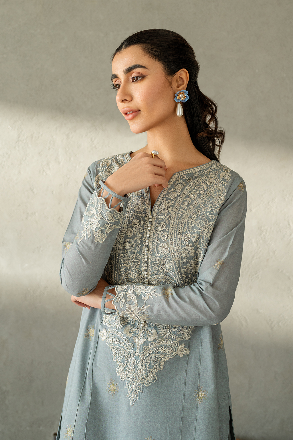 IP-306  Printed Lawn - Iznik