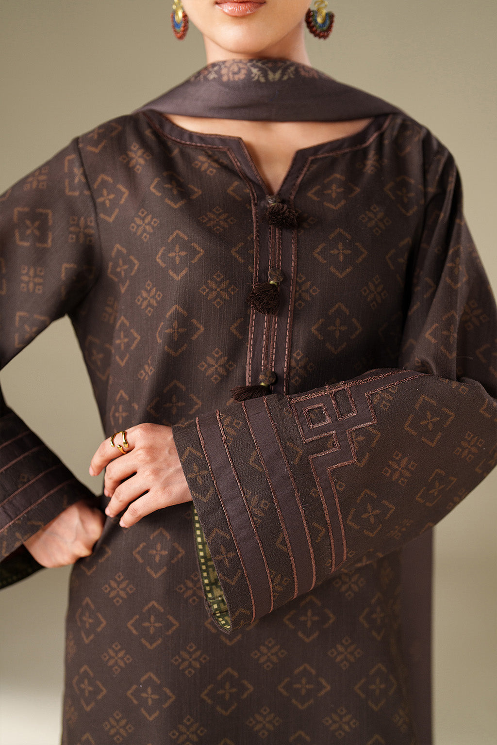UE-564 Printed Khaddar - Iznik