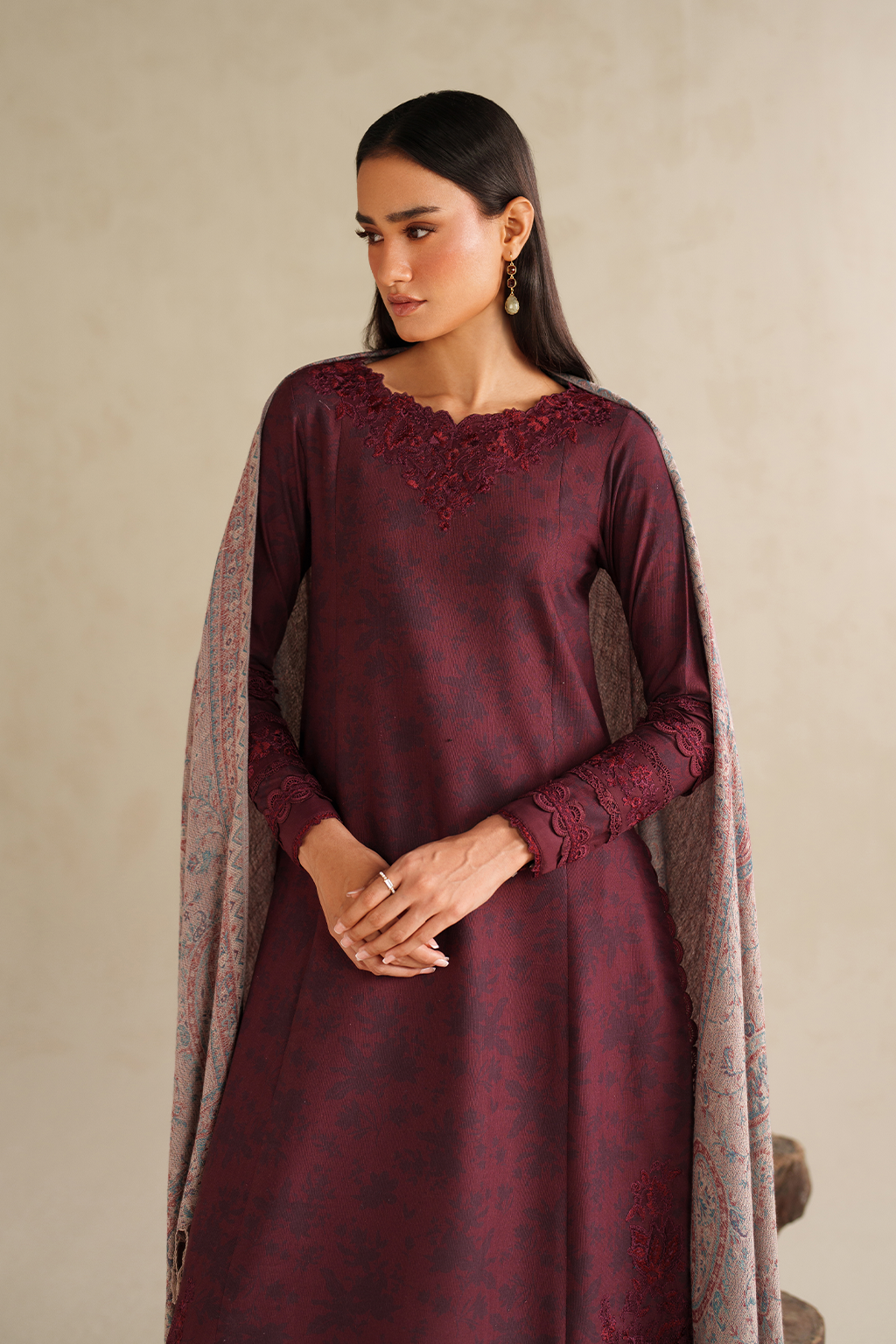 UE-590  Printed Khaddar - Iznik