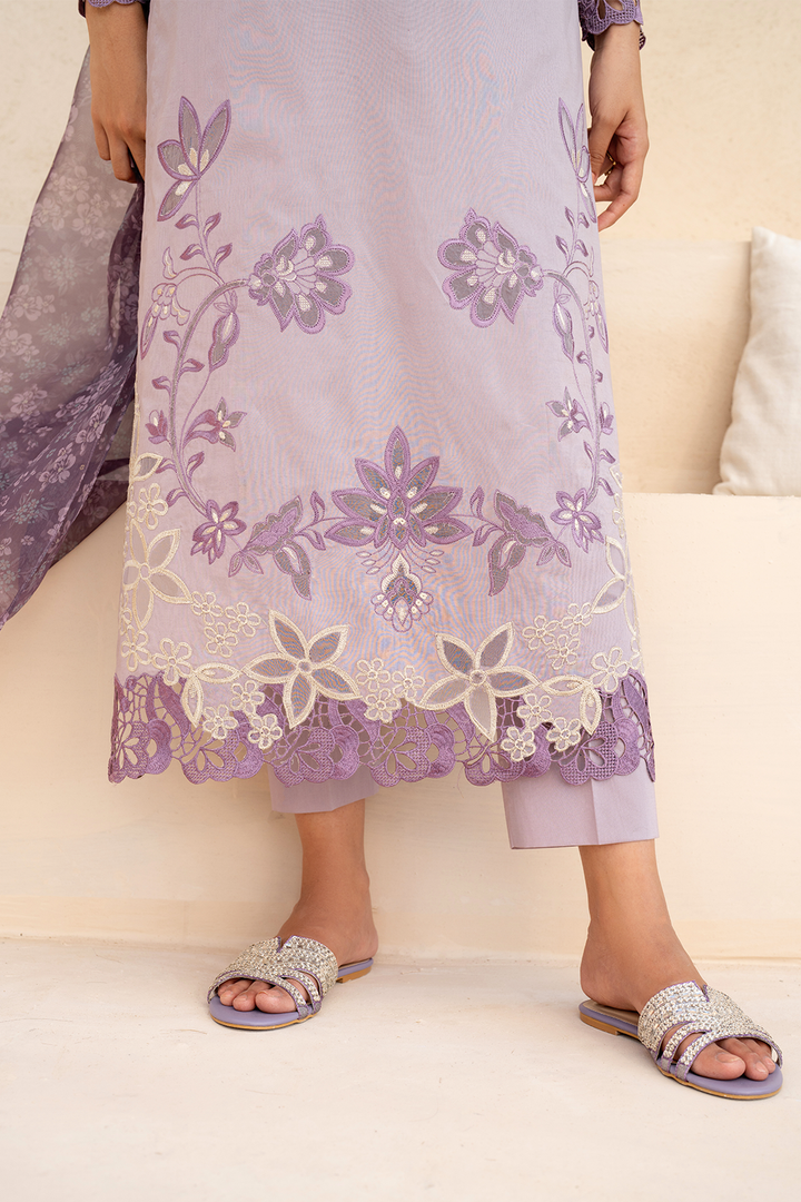 EFL-01 Embroidered Lawn