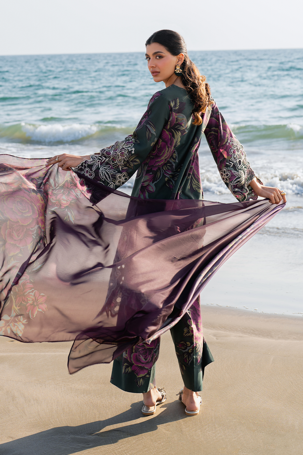 UE-408 Embroidered Printed Lawn - Iznik