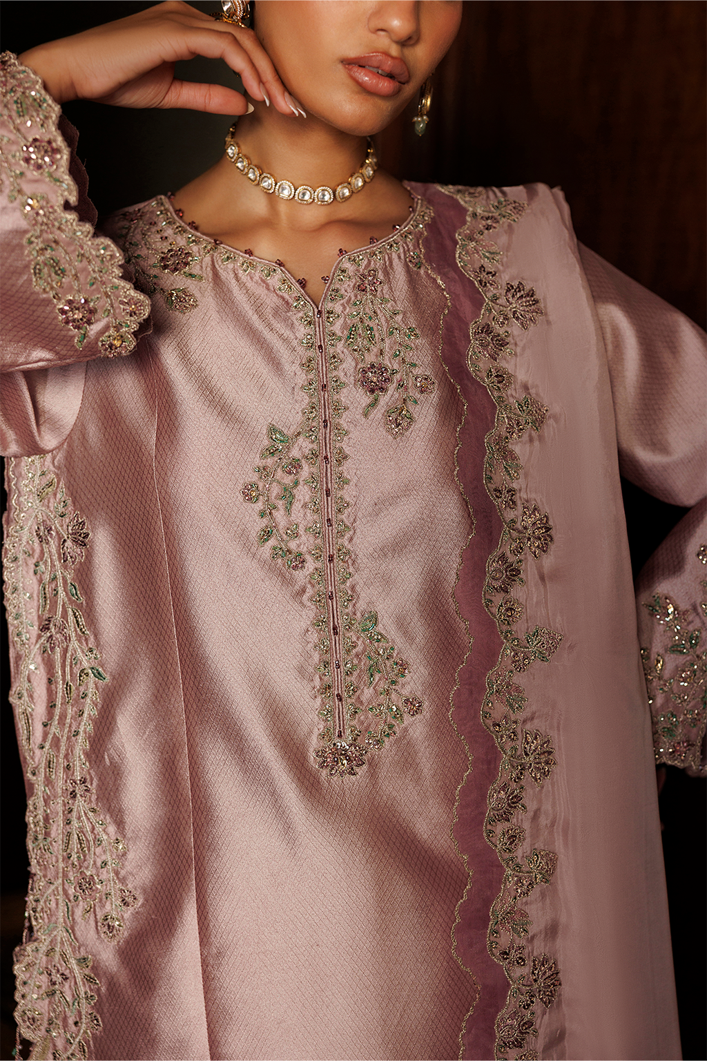UE-719 Embroidered Jacquard Sheesha Silk