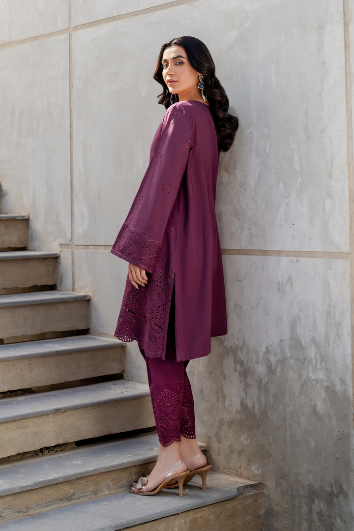 IP-265 Embroidered Lawn - Iznik