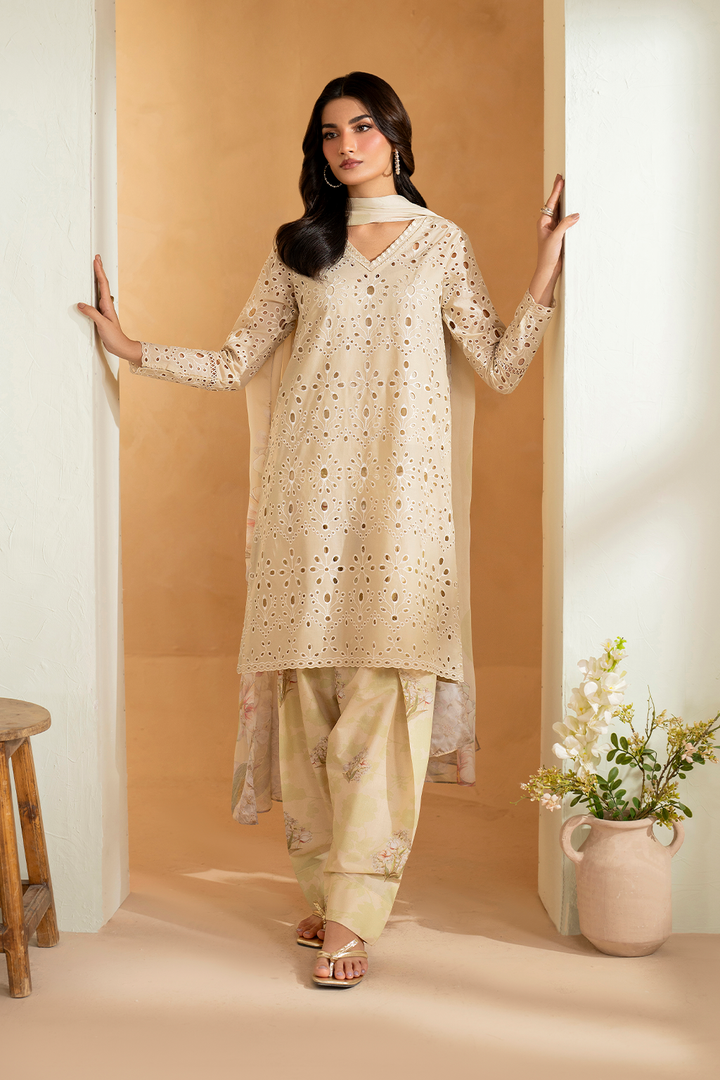 UE-471  Embroidered Lawn