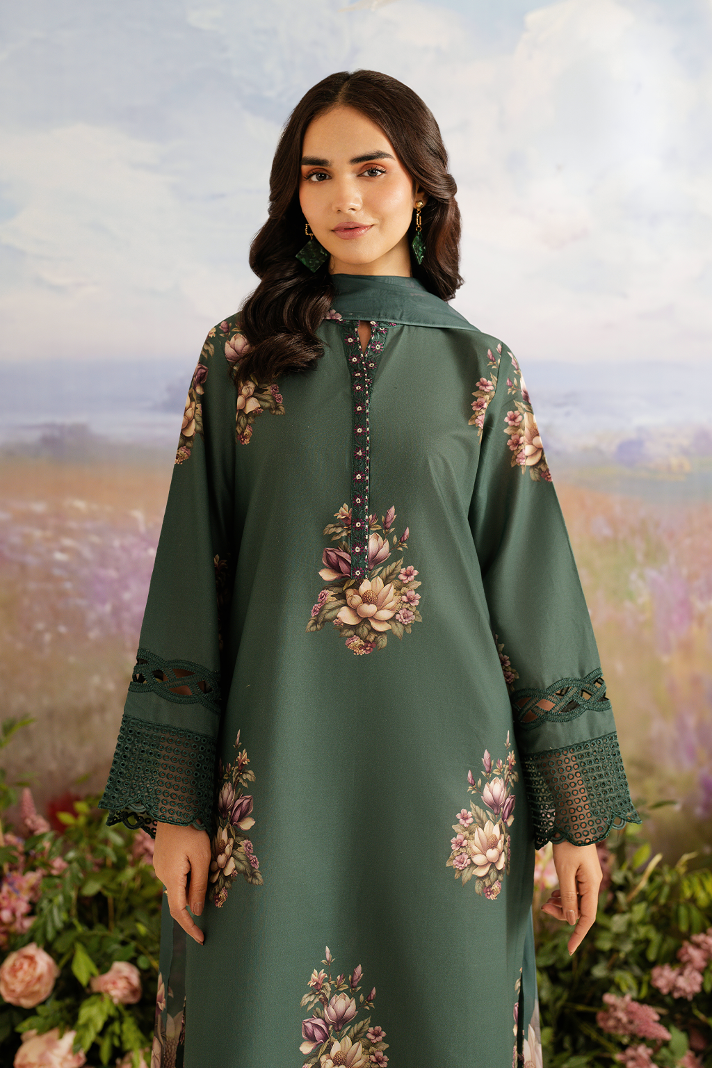 UE-458 Printed Lawn - Iznik