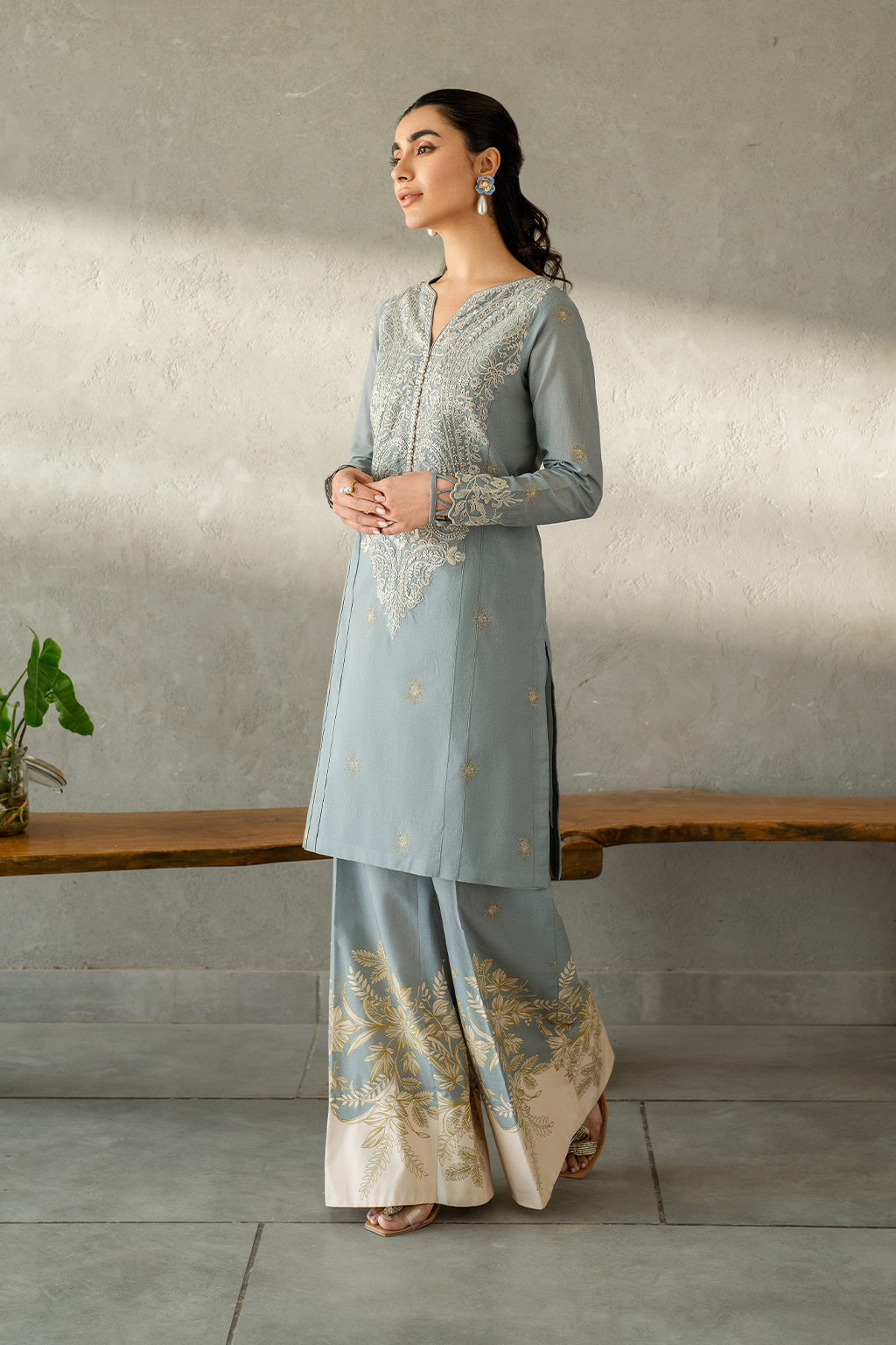 IP-306  Printed Lawn - Iznik