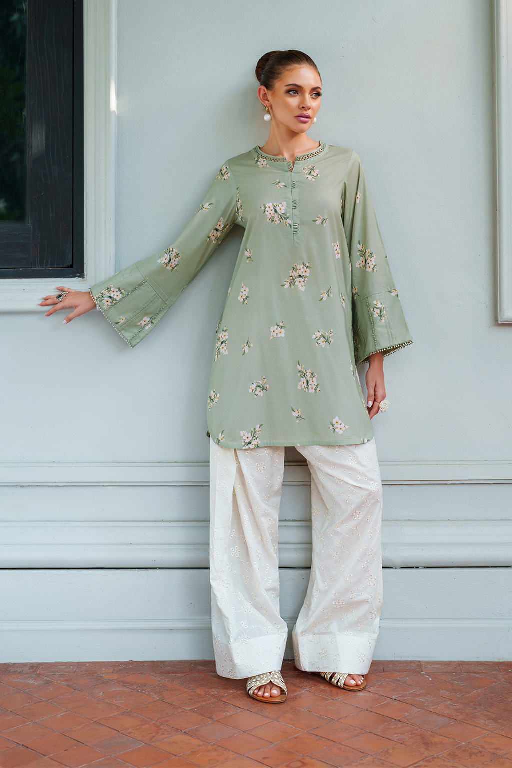 IP-312 Printed Lawn - Iznik