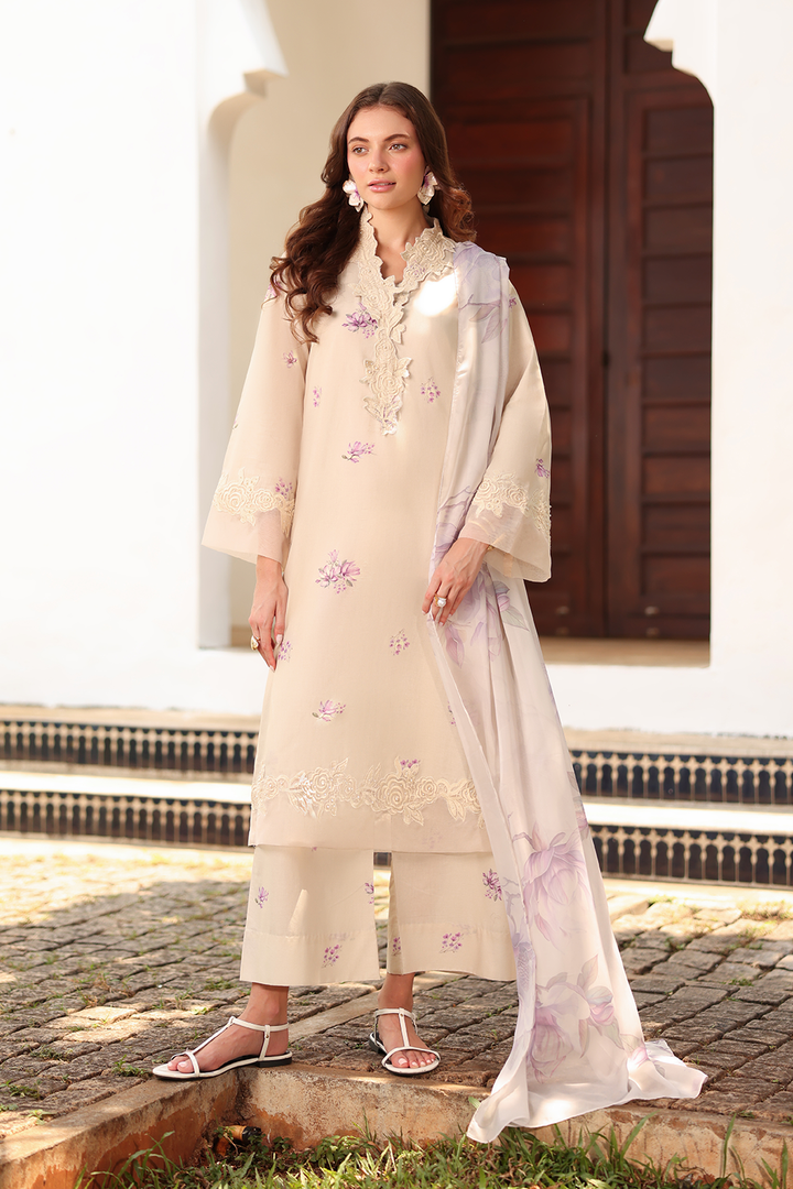UE-492 Printed Lawn