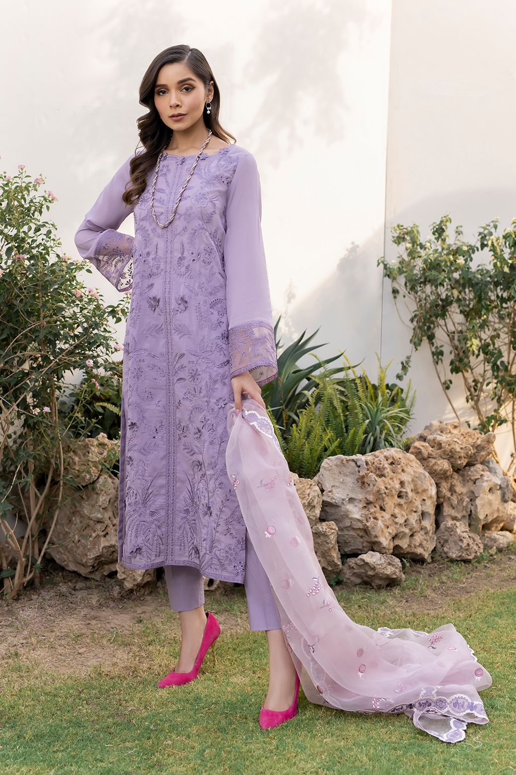 UE-155 Embroidered Lawn - Iznik Main image