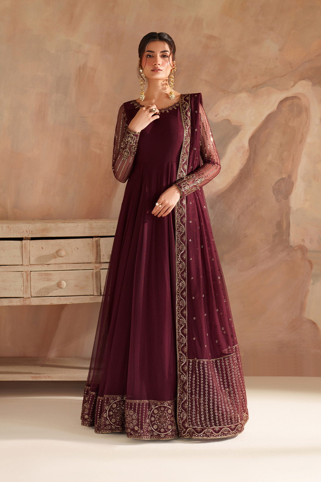 CC-80 Embroidered Net Main image