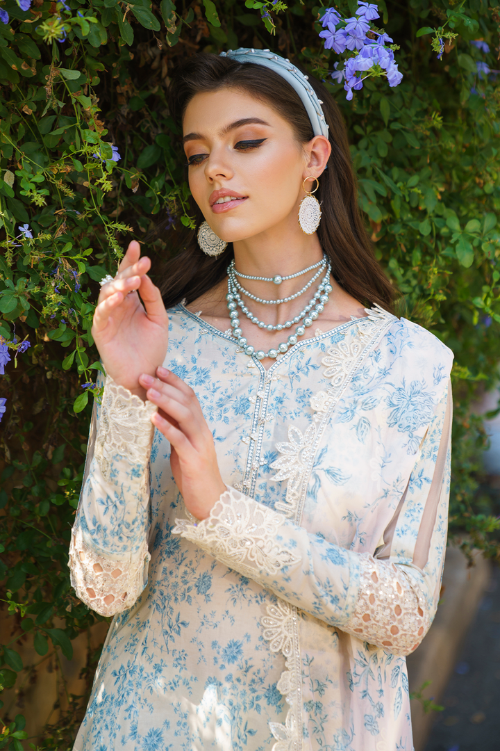 UE-246 Printed Lawn - Iznik