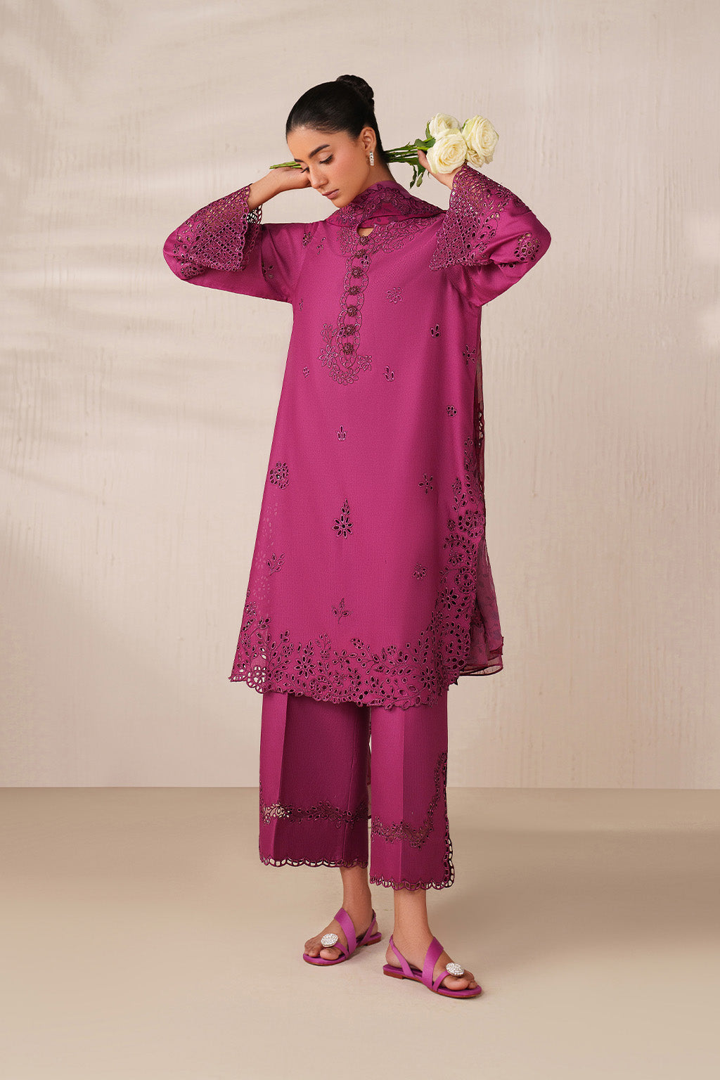 UE-593 Embroidered Textured Lawn - Iznik Global
