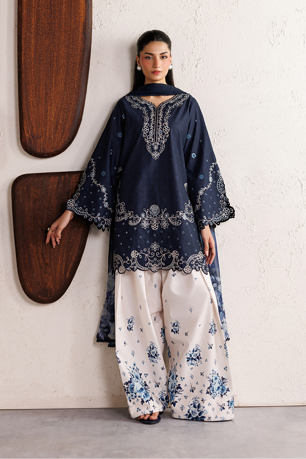 IBE-02 Embroidered Lawn