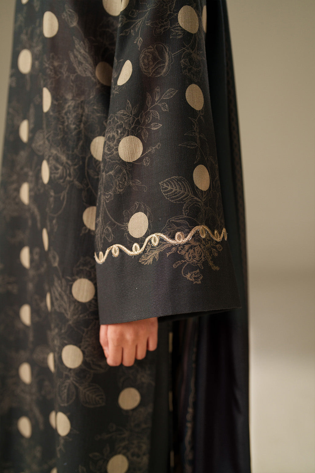 UE-571 Printed Khaddar