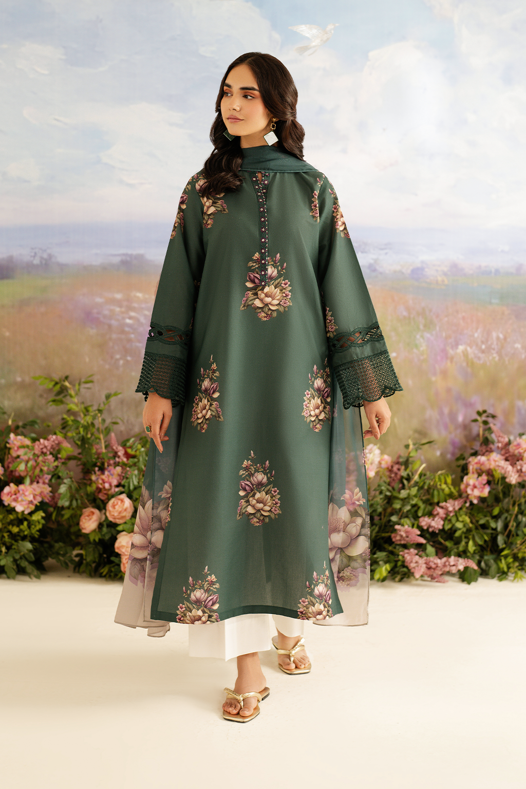 UE-458 Printed Lawn - Iznik