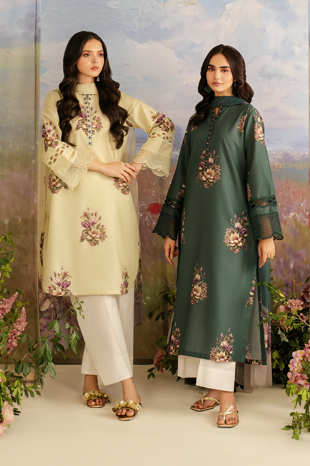 UE-458 Printed Lawn - Iznik