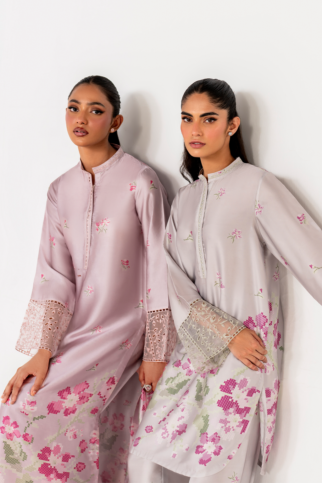 IP-244 Printed charmeuse - Iznik