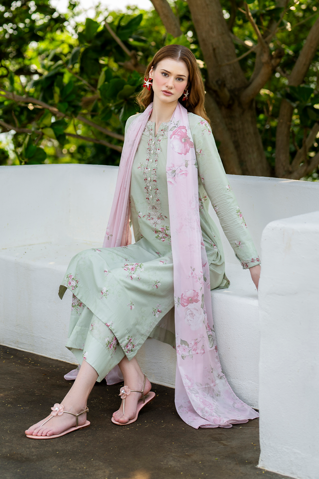 UE-487 Printed Lawn
