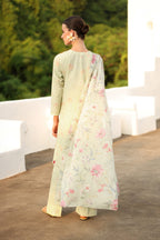 UE-496 Printed Lawn - Iznik