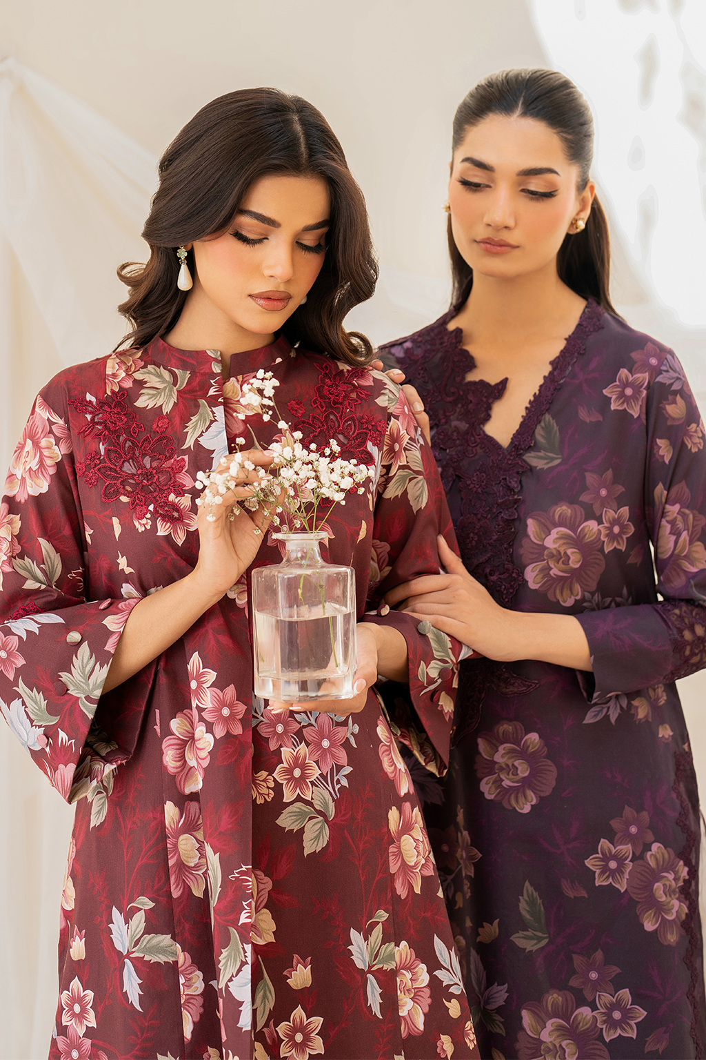 UE-439  Printed Lawn - Iznik