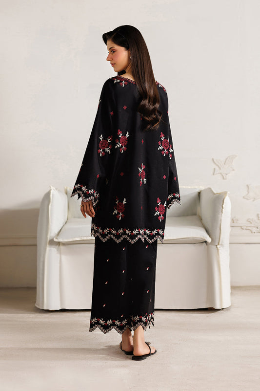 IP-354 Embroidered Lawn - Iznik