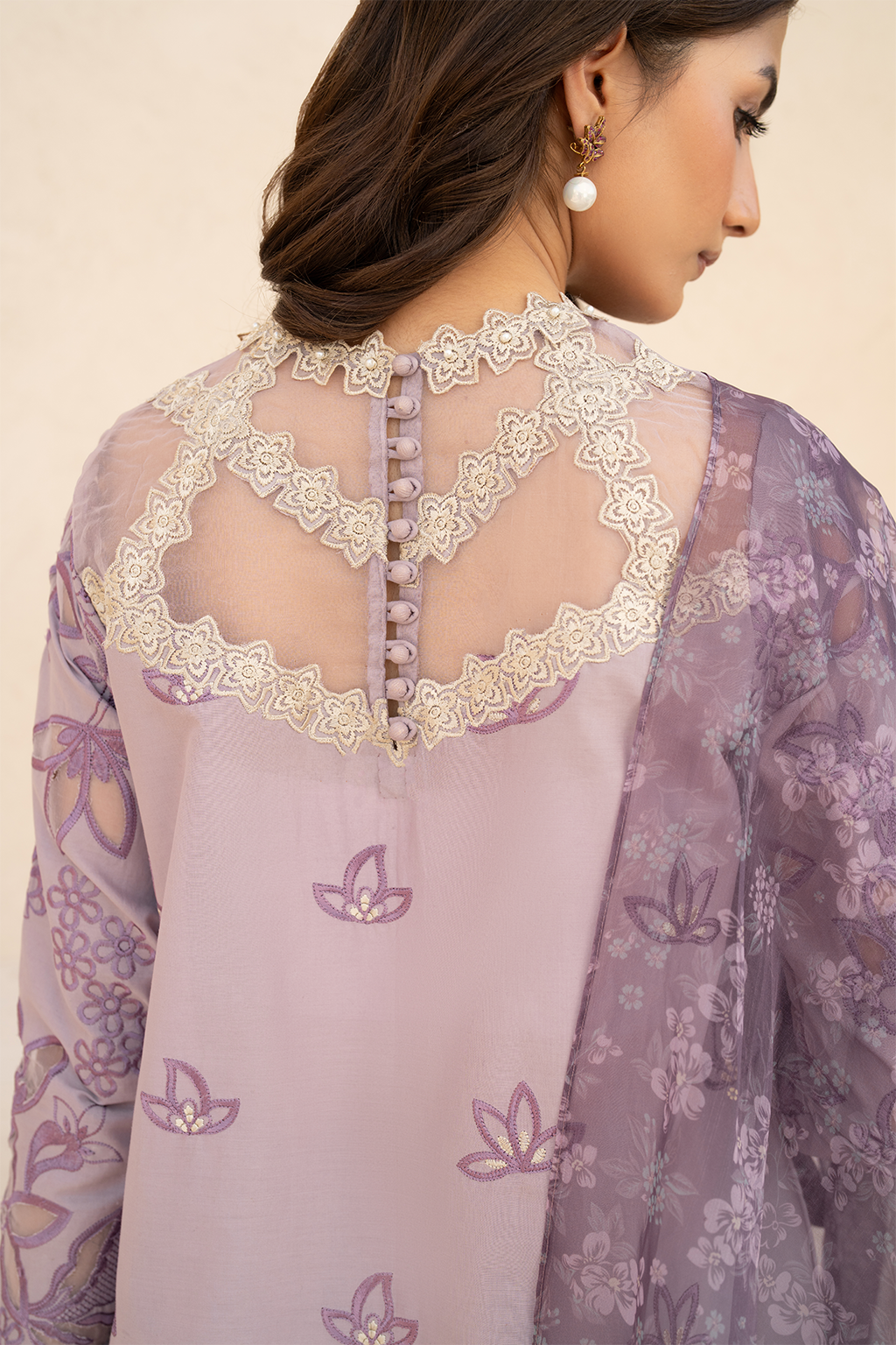 EFL-01 Embroidered Lawn