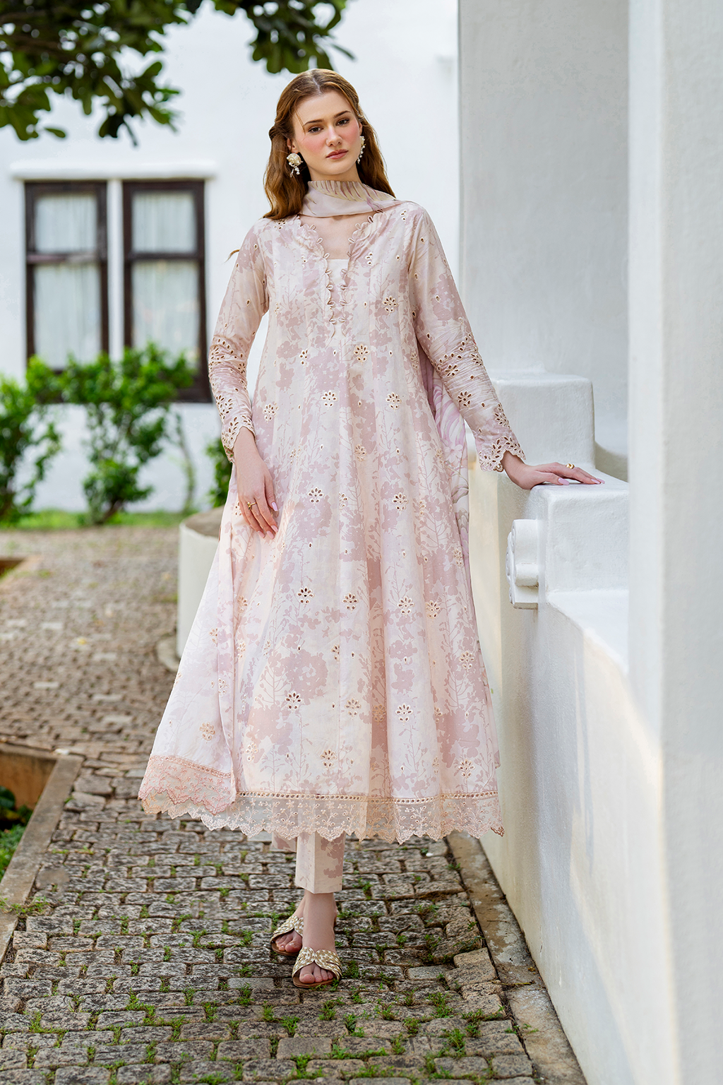 UE-526 Printed Lawn - Iznik