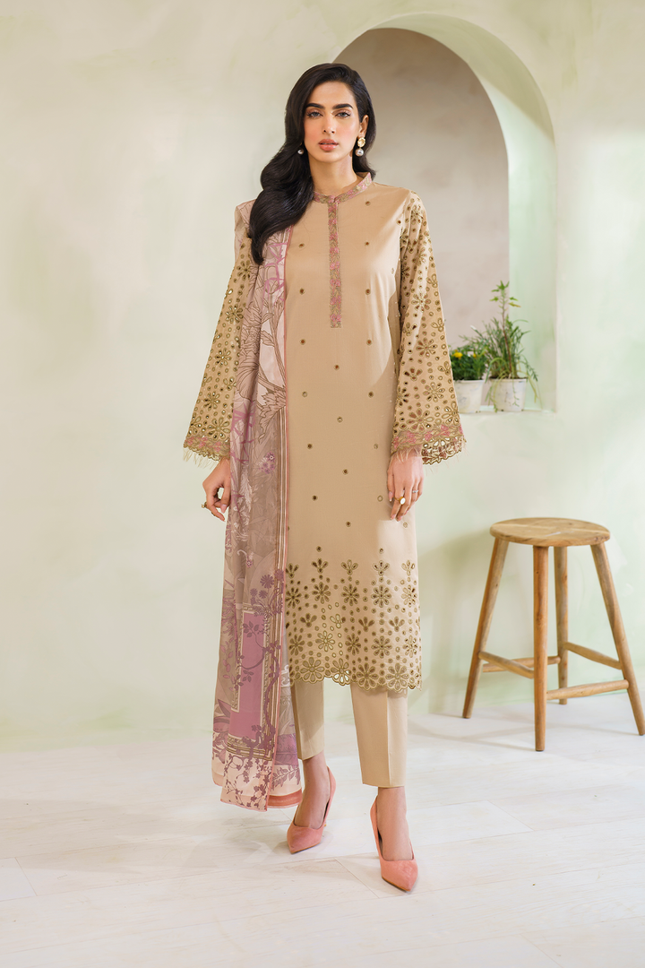 UE-302 Embroidered Lawn