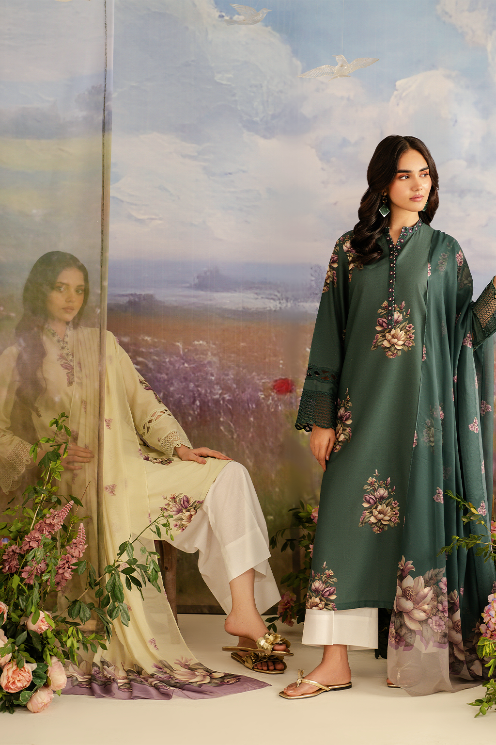 UE-458 Printed Lawn - Iznik