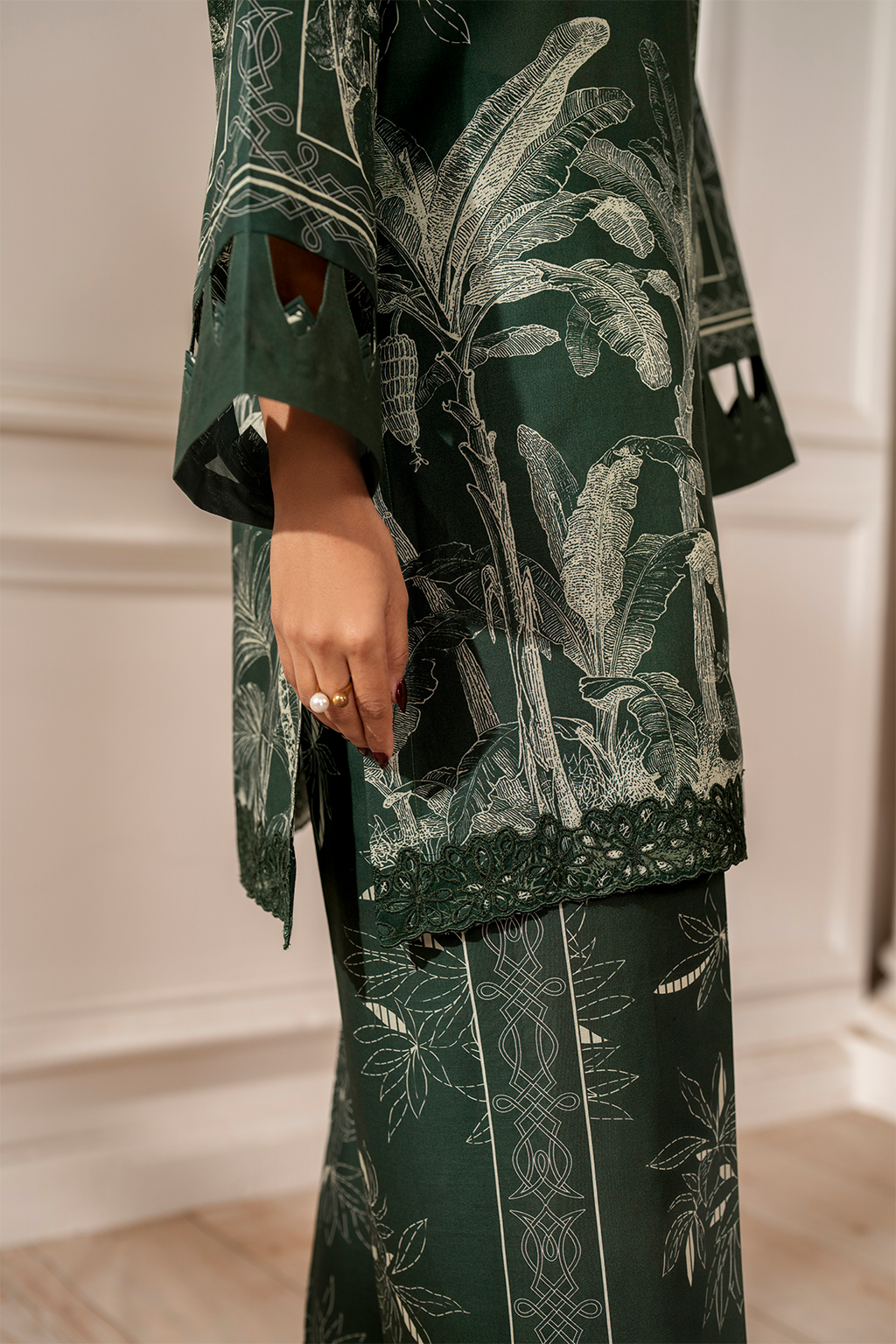 IP-282 Printed Lawn
