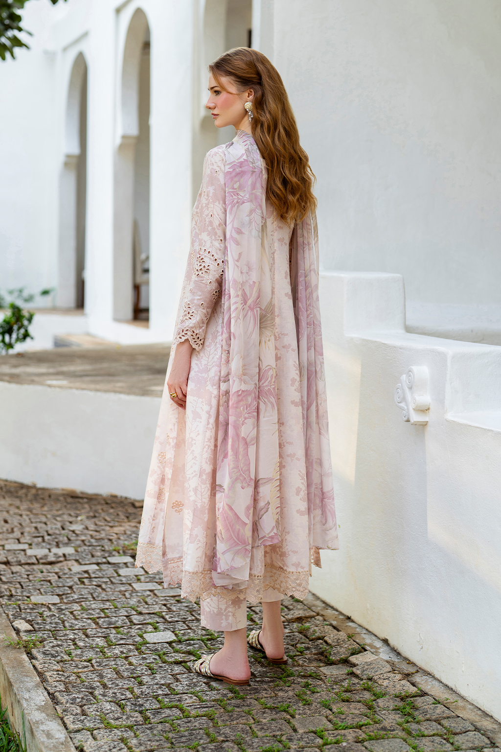 UE-526 Printed Lawn - Iznik