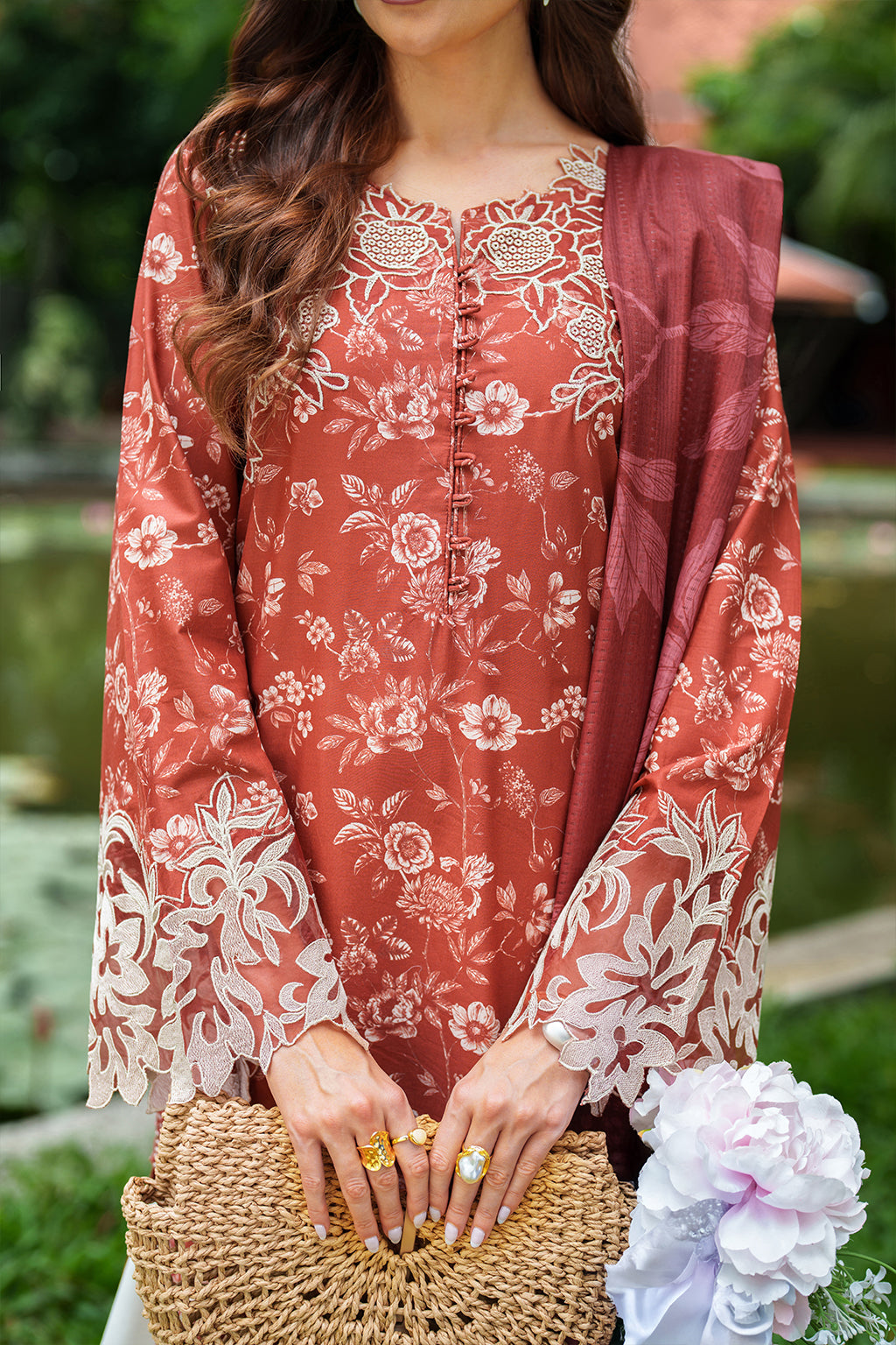 UE-504  Embroidered  Lawn