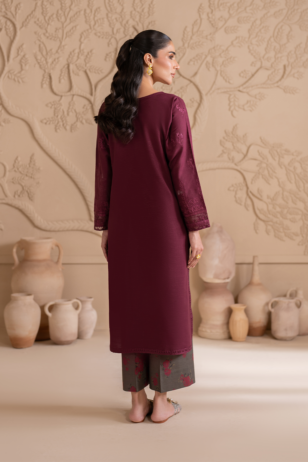 IP-248 Printed Khaddar - Iznik