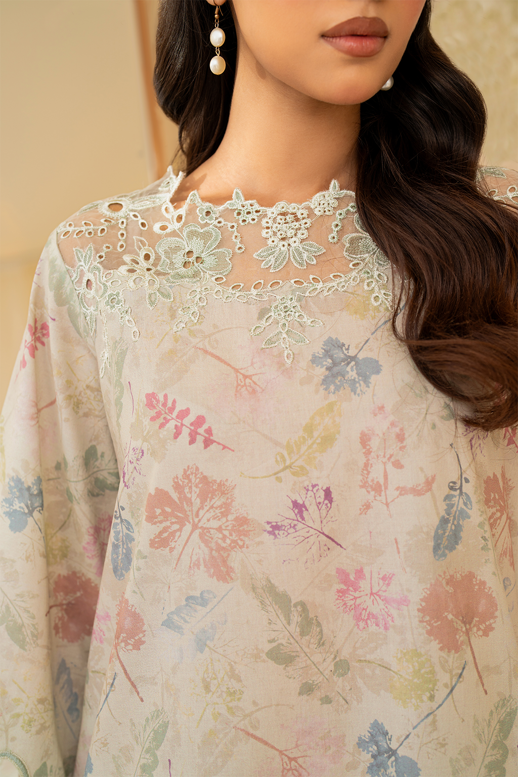 IP-303 Printed Lawn - Iznik