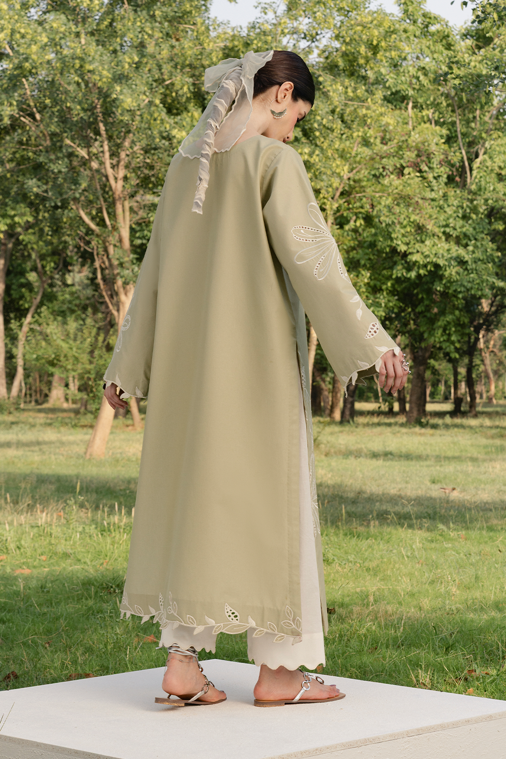 IP-371 DYED LAWN