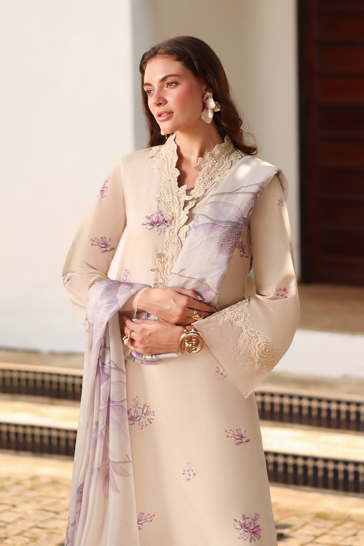 UE-492 Printed Lawn