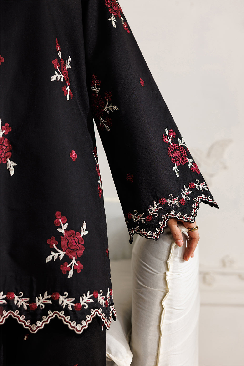 IP-354 Embroidered Lawn Secondary image